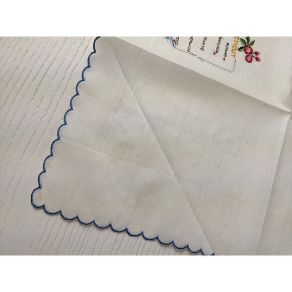 Vintage Handkerchief 1950’s Connecticut Stitched Scalloped Edge 11” Square - Picture 7 of 10